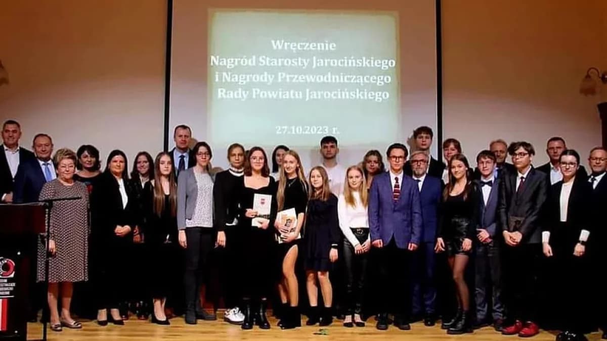 Trwa nabór zgłoszeń wybitnych uczniów i sportowców - nagrody starosty jarocińskiego i szefa rady powiatu czekają [SONDA]