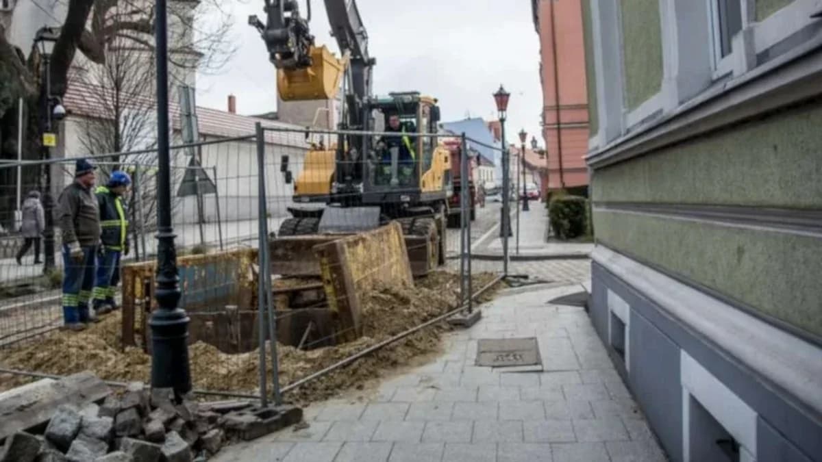 Kto musi płacić za deszczówkę? Mieszkańcy Jarocina pytają - spółka PWiK odpowiada