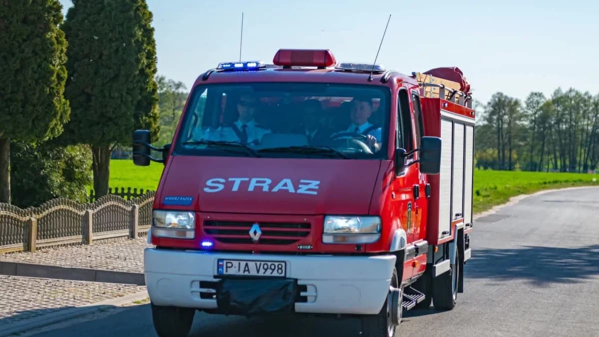 Groziła im likwidacja, dziś kupują nowy wóz. „Każda złotówka ma znaczenie”, apelują strażacy