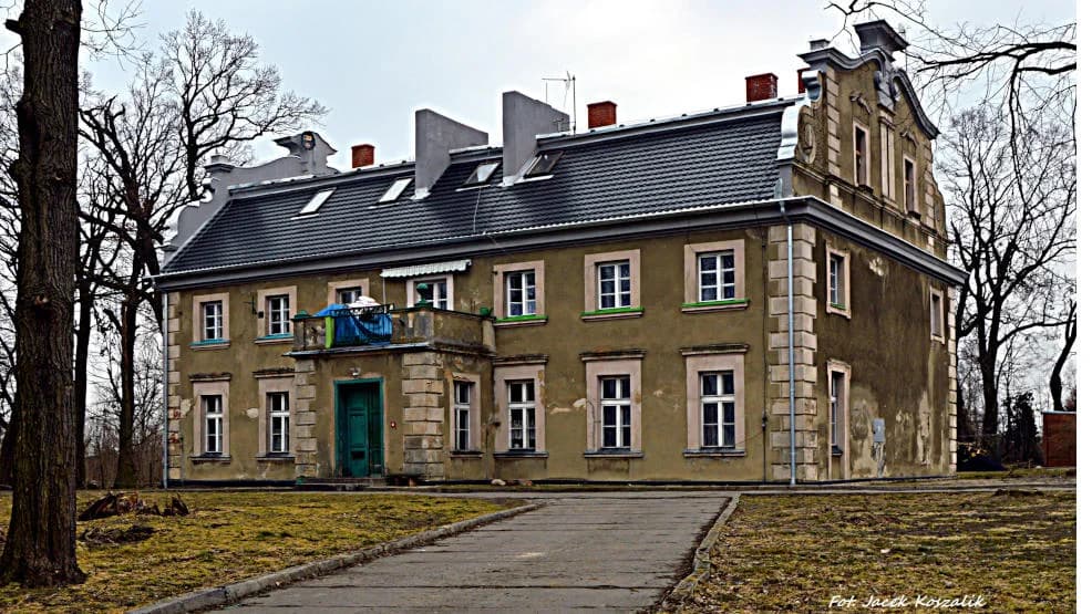 Pałac i park w Porębie zostaną sprzedane