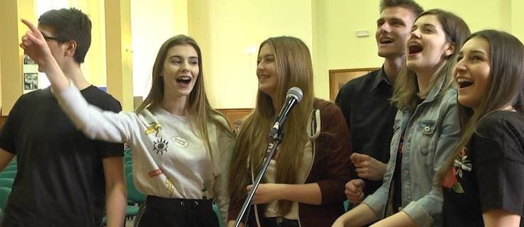Karaoke, areobik i dużo więcej atrakcji w jarocińskiej jedynce [WIDEO]