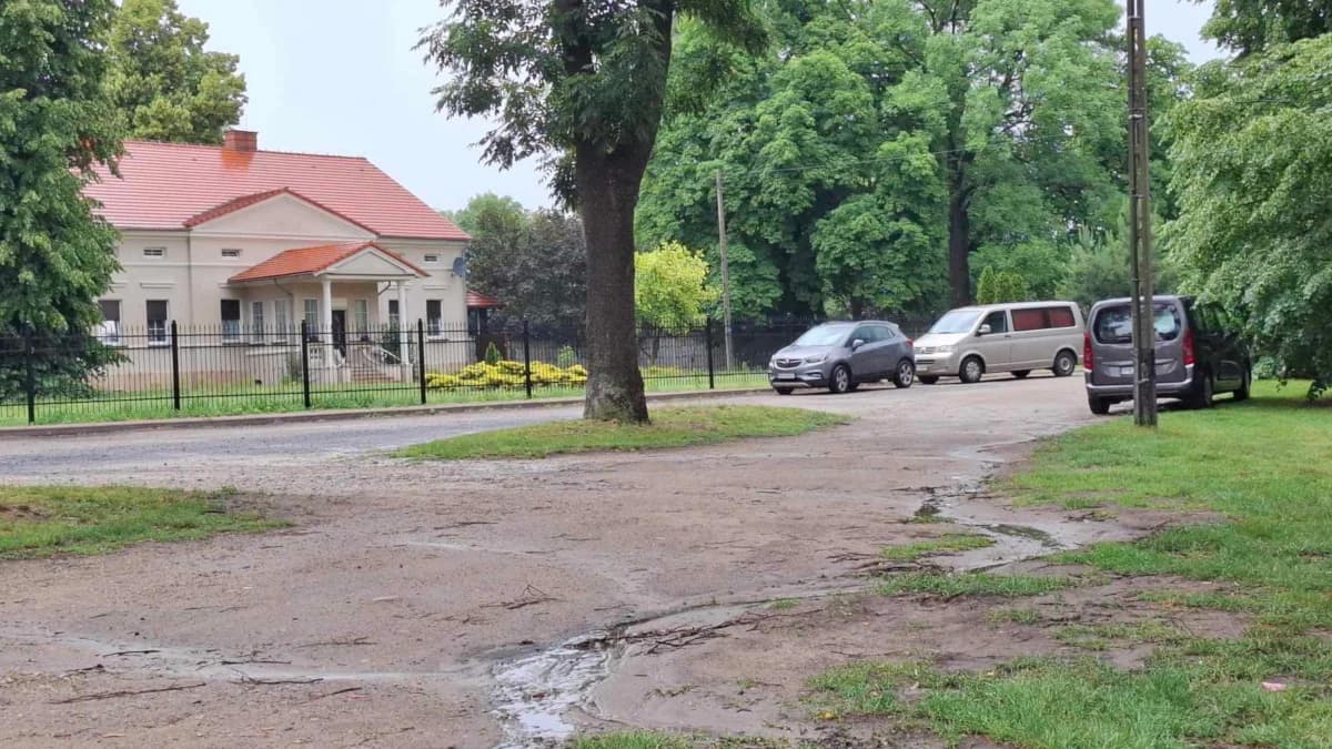 Tragedia na plebanii w Żerkowie. Nie żyje 31-letni wikariusz
