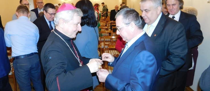 Biskup Edward Janiak musi opuścić diecezję
