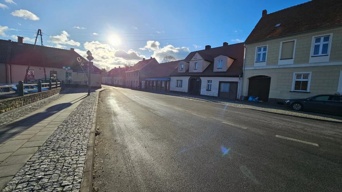 Ruszają prace przy poboczach dróg gminnych. Urząd podsumował też wydatki na zimowe utrzymanie