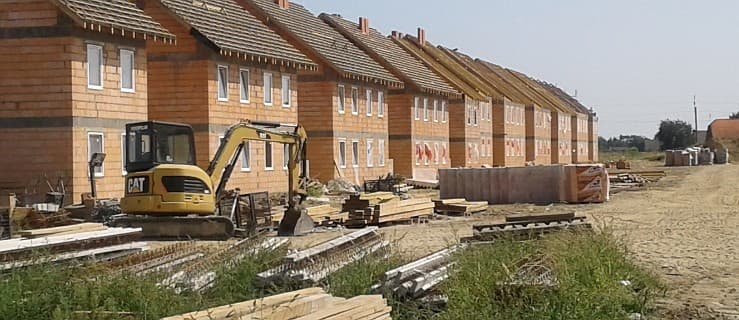 Budowali mieszkania czynszowe w Jarocinie, nie sprostali wyzwaniu. Co dalej?