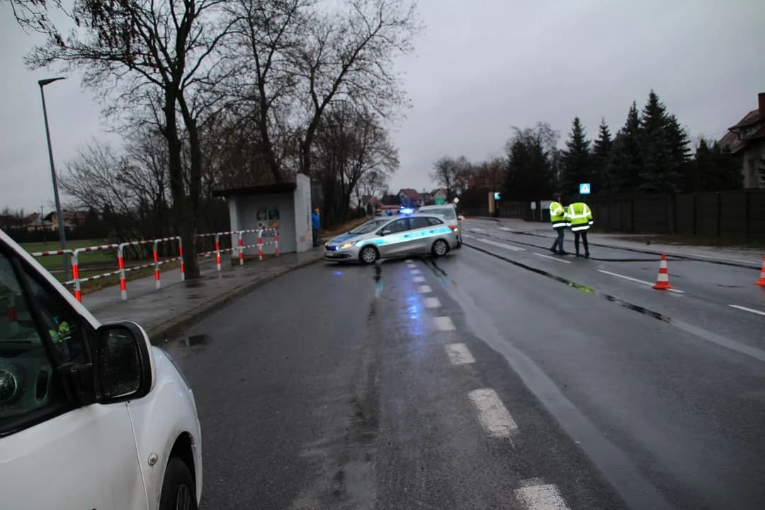 Śmiertelny wypadek na przejściu w Cielczy. Jarocińska policja poszukuje świadków