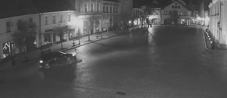 Wjechał pod zakaz na jarocinski rynek. Drogo go to kosztowało... [WIDEO]