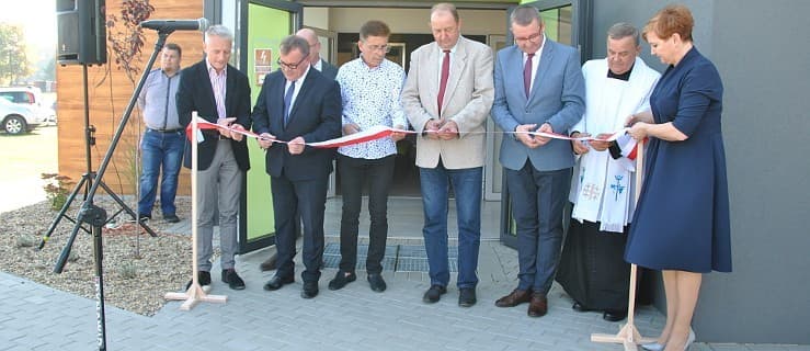 To się rzadko zdarza. Toast wznieśli na dachu