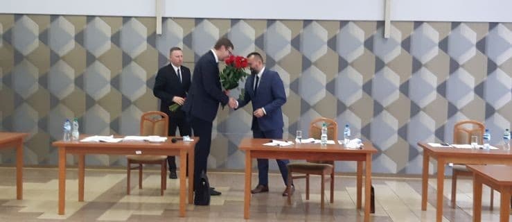Burmistrz Żerkowa z wotum zaufania i absolutorium [SONDA, GALERIA]