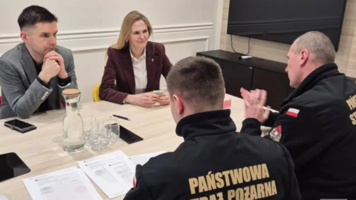 W gminie Jarocin zamontowane zostaną dodatkowe syreny alarmowe. Burmistrz podpisała porozumienie z komendantem straży [SONDA]