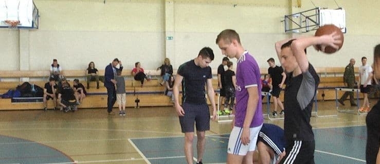 V Turniej Klas Policyjnych w ZSP 2 w Jarocinie [WIDEO]