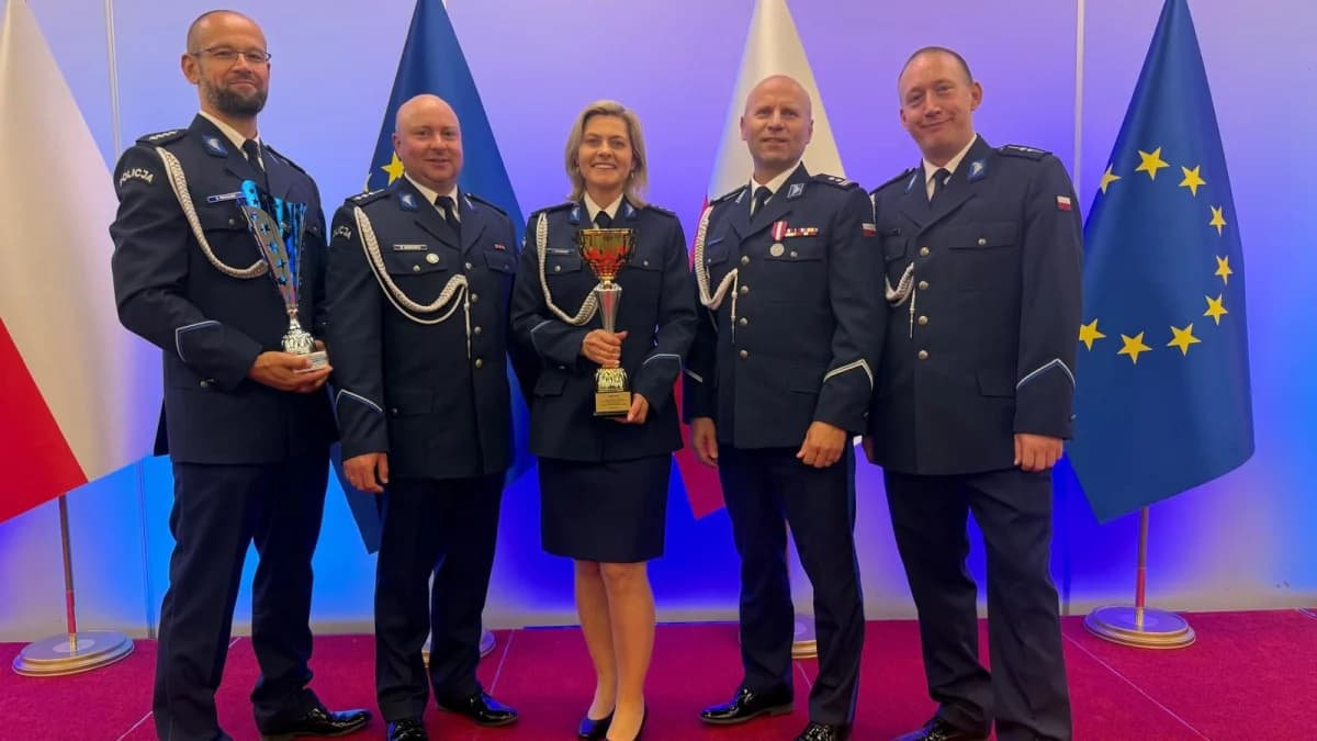 Jarocińska policjantka z prestiżowym wyróżnieniem podczas Święta Policji