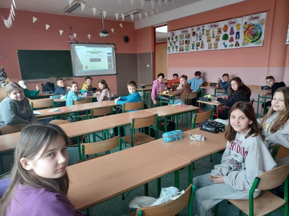 Dwie firmy chętne dowozić uczniów do szkół w gminie Żerków