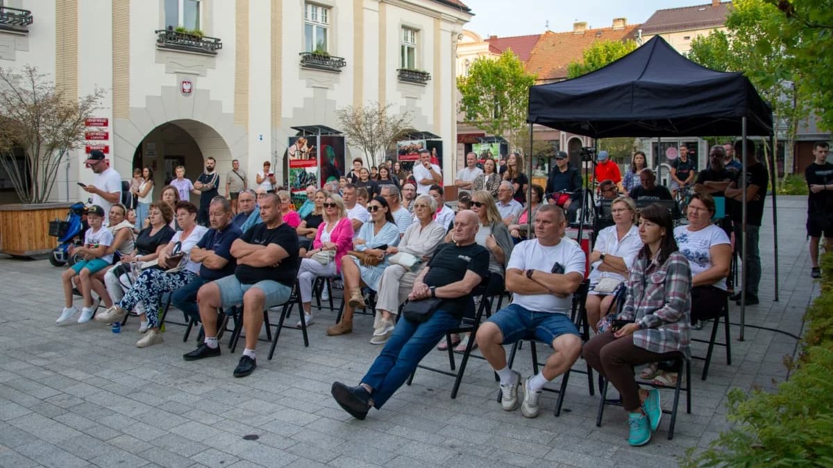 Dwa ciekawe koncerty zakończyły tegoroczne Letnie Brzmienia Jarocin [ZDJĘCIA]