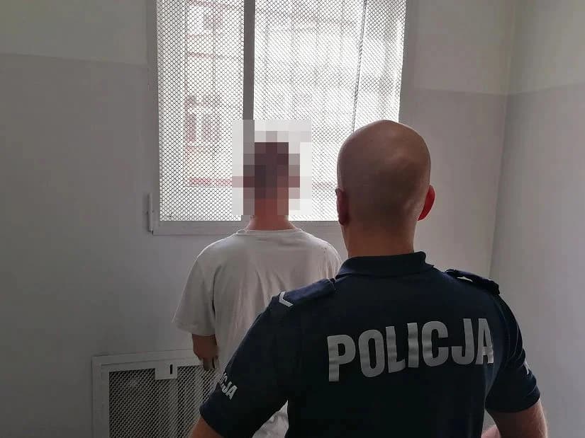 Zakrwawiony biegał po Jarocinie. Miał krzyczeć: "Jestem tym terrorystą, którego szukają…"