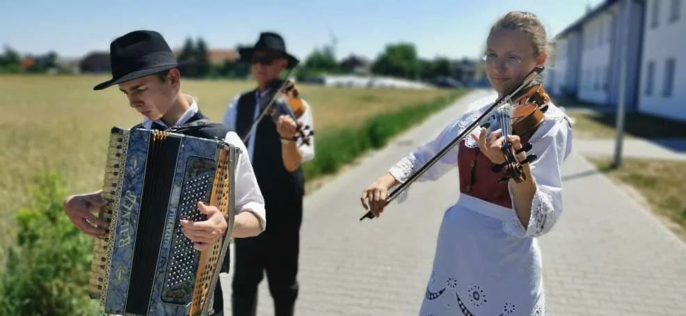 Nowe osiedle mieszkań czynszowych w Potarzycy oficjalnie oddane do użytku [ZDJĘCIA]