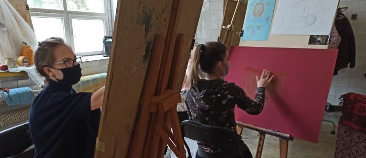Szukali miejsca na pracownię. Znaleźli miejsce w dawnym sklepie z odzieżą używaną