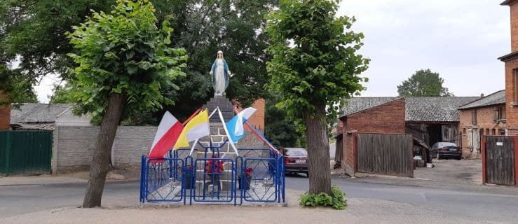 Co stało się z kapliczka w Chrzanie?