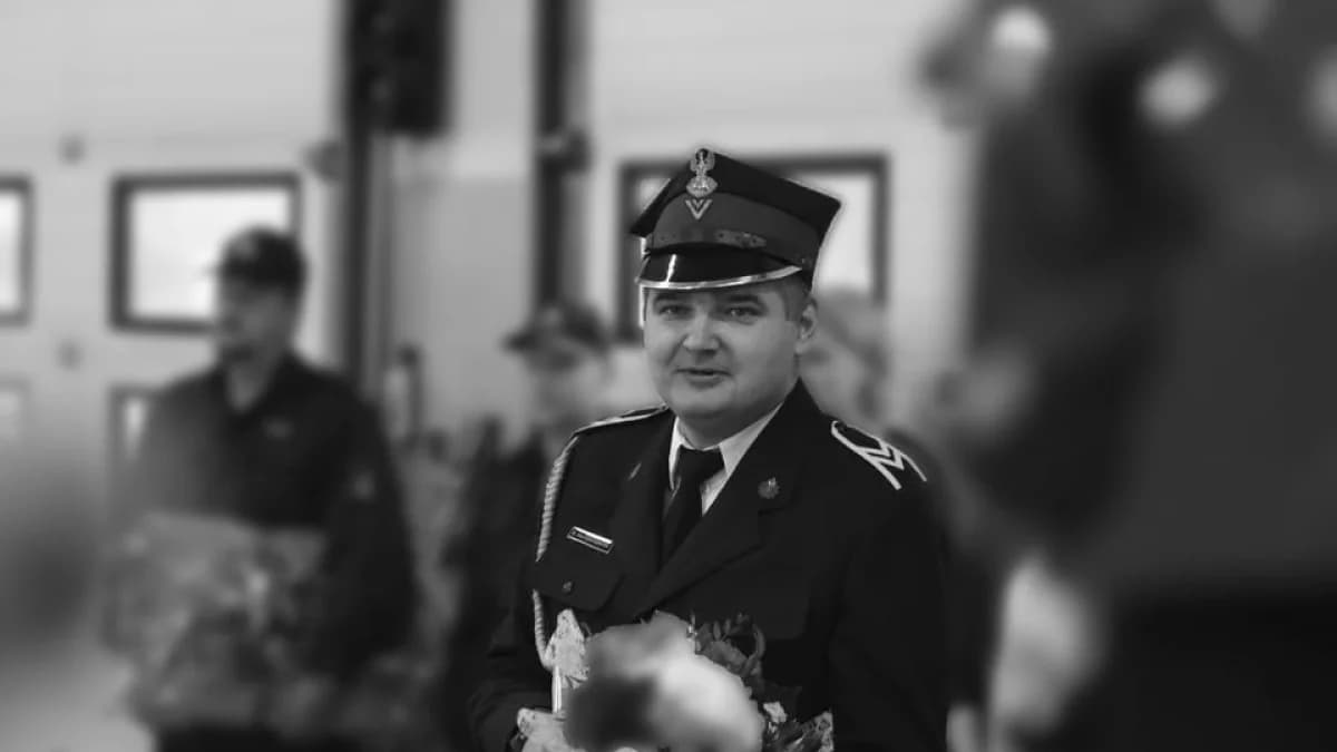 Nie żyje strażak Bartosz Majsnerowski. Pięć lat walczył z ciężką chorobą. Żegnają go koledzy druhowie