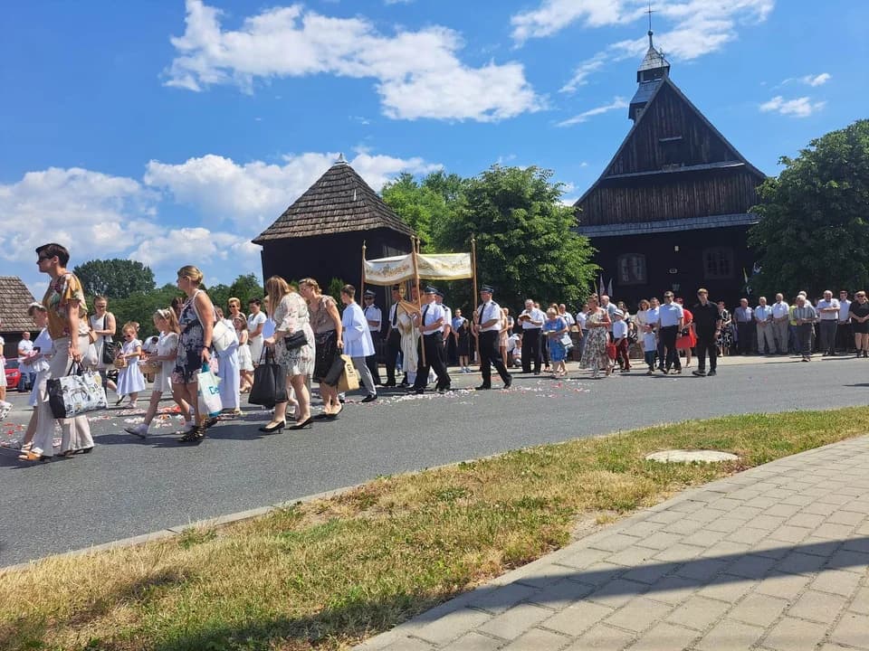 Procesja Bożego Ciała w Magnuszewicach [ZDJĘCIA]