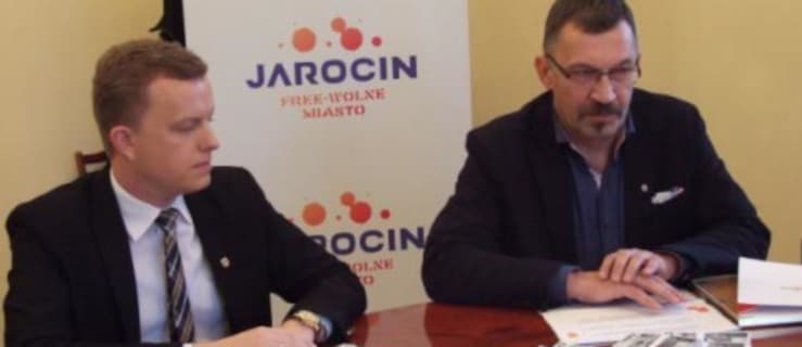 Po pięciu latach śledztwa prokurator stawia zarzuty byłemu burmistrzowi, jego zastępcy i eksprezesowi ZGO w Jarocinie
