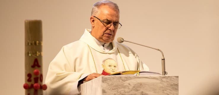 Księża przychodzą, księża odchodzą. Zobacz, jakie zmiany nastąpią w dwóch diecezjach