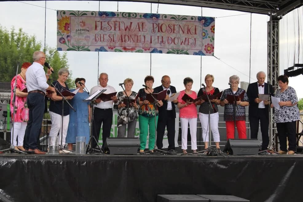 Dwadzieścia dwa zespoły na III Festiwalu Piosenki Biesiadnej i Ludowej w Bachorzewie [ZDJĘCIA]