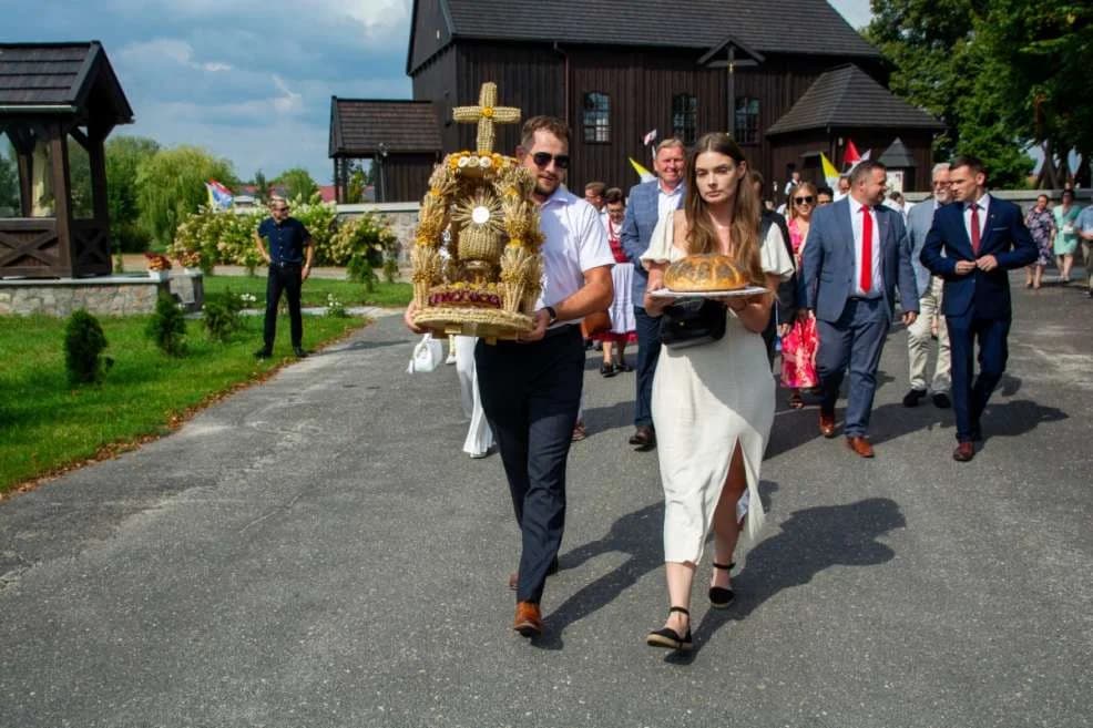 Święto Plonów w Noskowie. Rolnicy dziękowali za tegoroczne zbiory [ZDJĘCIA]