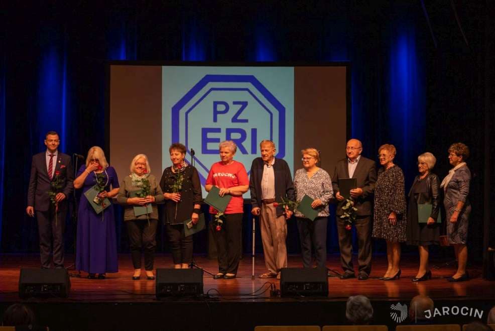 Jarociniacy obchodzili Dzień Seniora. Jednym z odznaczonych był wiceburmistrz [ZDJĘCIA]