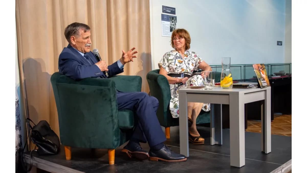Nowy cykl spotkań w Jarocinie. O swojej pierwszej książce i bibliotece opowie Agnieszka Borkiewicz
