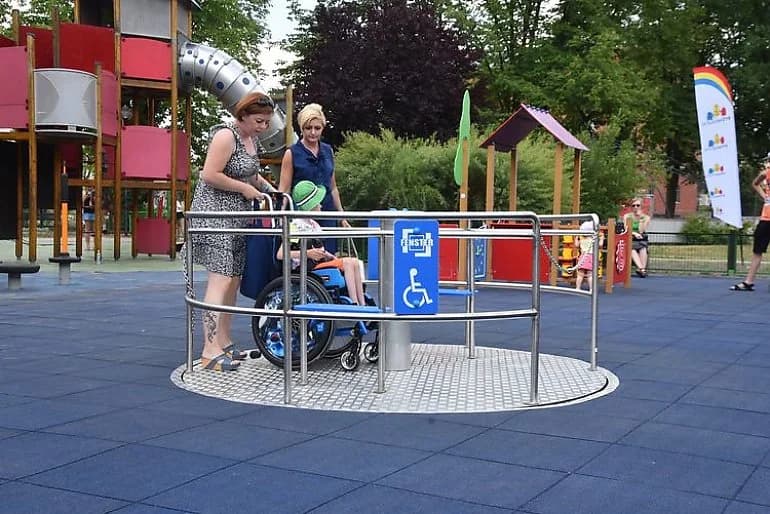 Przy ul. Szubianki w Jarocinie powstanie integracyjny plac zabaw. Gmina pozyskała dofinansowanie na budowę