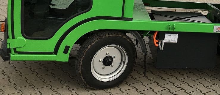 Zakład Gospodarki Odpadami w Jarocinie kupił nowy pojazd. Zasilany jest energią z odpadów