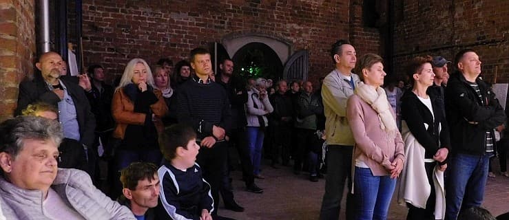 Jarocin. Józef Skrzek zagrał w ruinach kościoła św. Ducha. Festiwal Siedmiu Aniołów