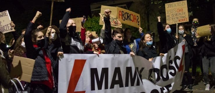 Jarocin. Dzisiaj kolejny protest kobiet  [WIDEO, GALERIA]