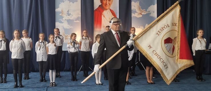 Szkoła ma swój sztandar