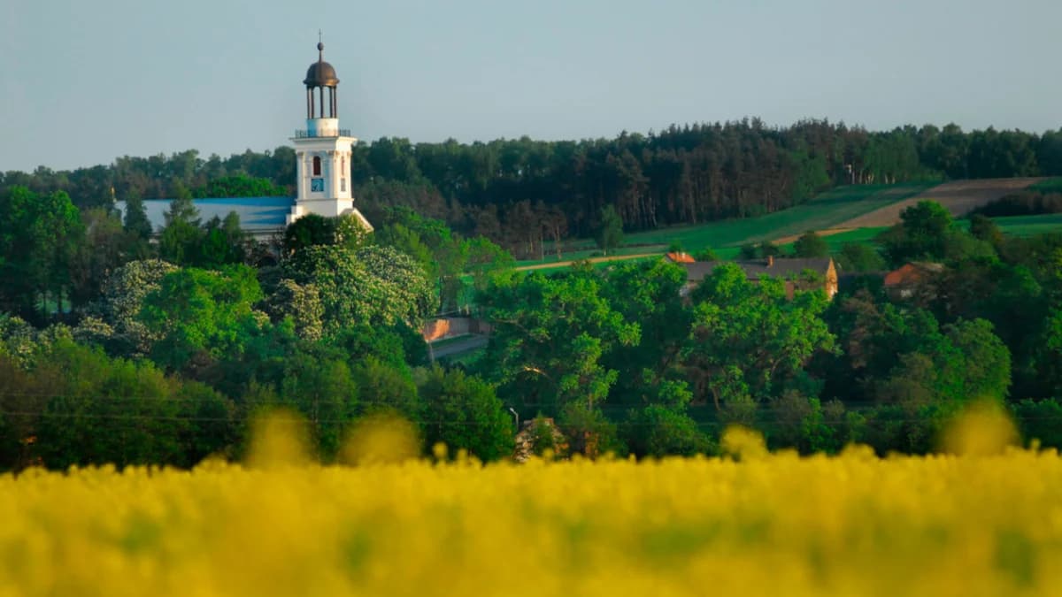 Rowerem po Szwajcarii Żerkowskiej. Widoki zapierają dech w piersi [TRASA]