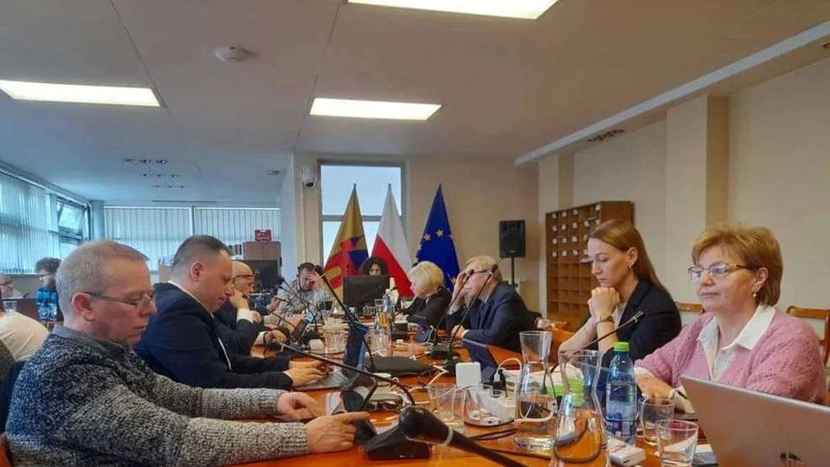 Radna straciła pracę przez pracę w radzie? "Nie mam się z czego tłumaczyć"