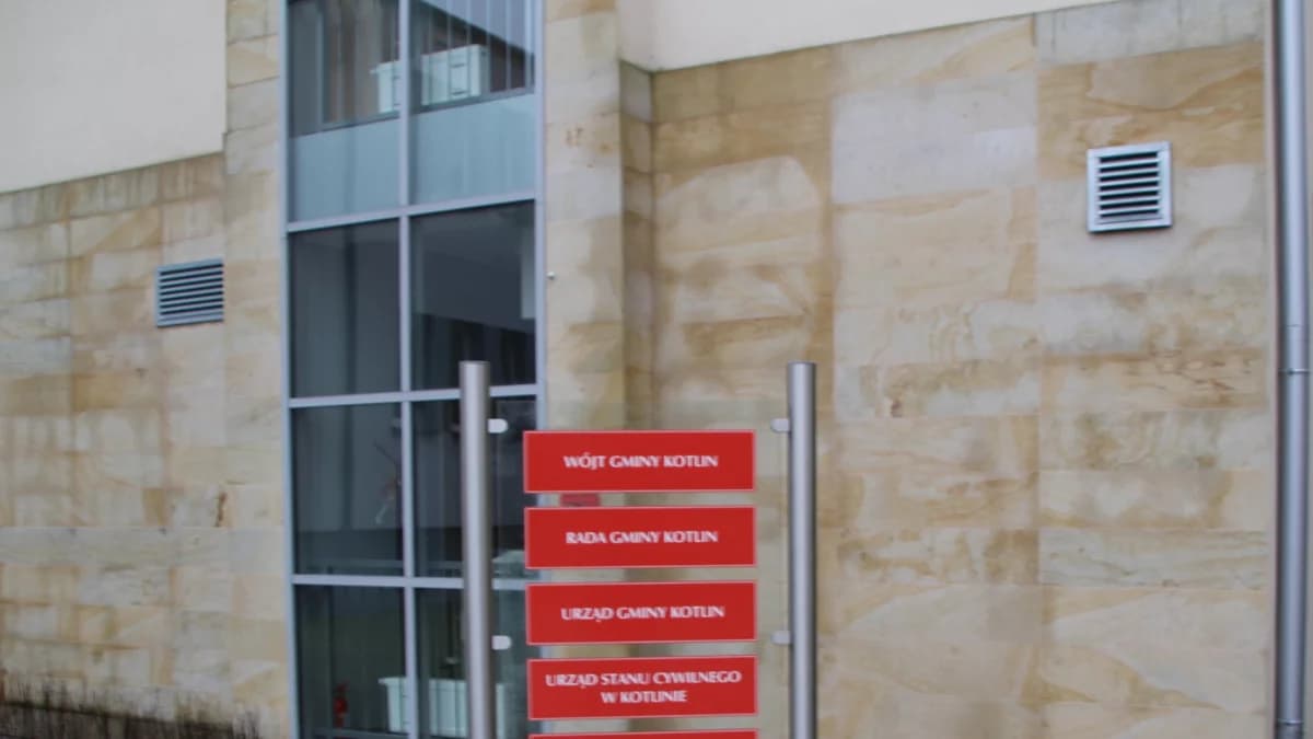 Wójt Kotlina reorganizuje prace urzędników. Powstały nowe stanowiska. Kogo poszukują?