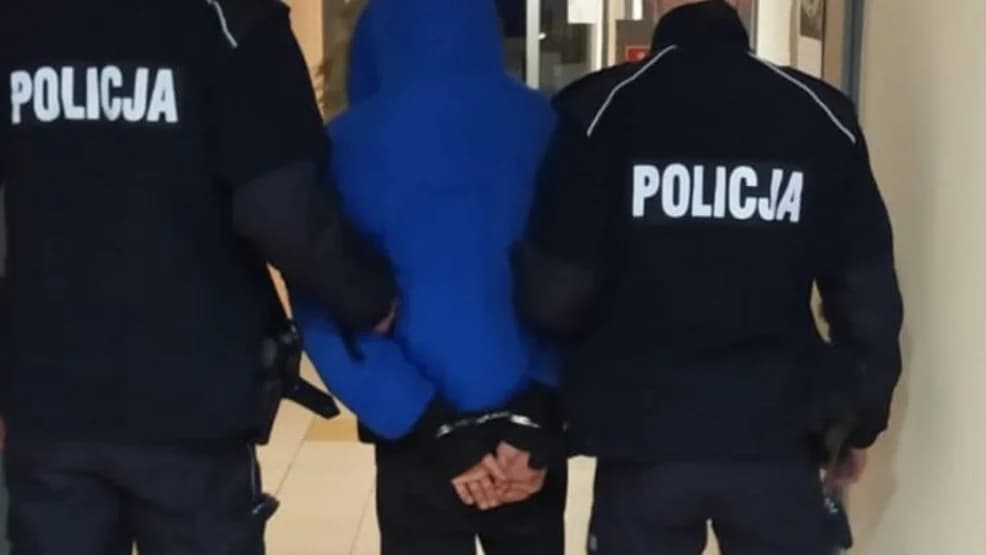 Tragedia rodzinna w Jarocinie. Żona ugodziła męża nożem