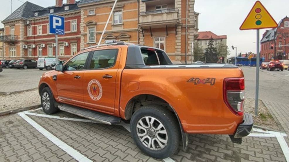 Jarocin. Gminna spółka sprzedała forda rengera, którym jeździł zespół zarządzania kryzysowego