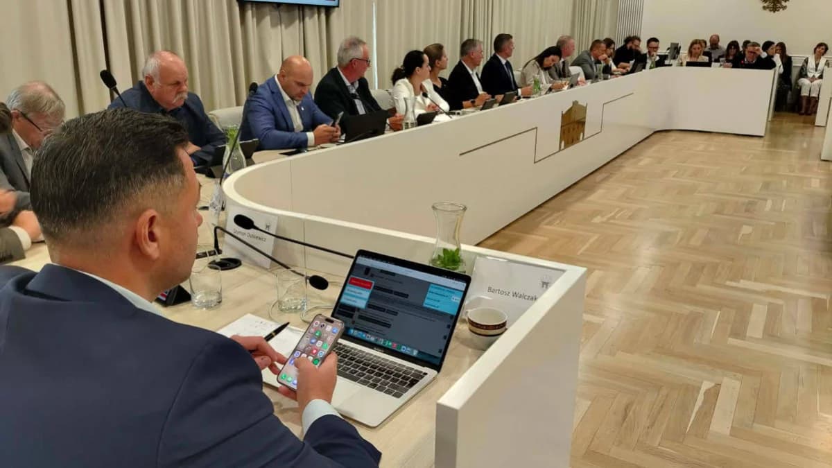 Burmistrz poddała się ocenie radnych. Czy dostała absolutorium - zobacz, jakie zagłosowali radni