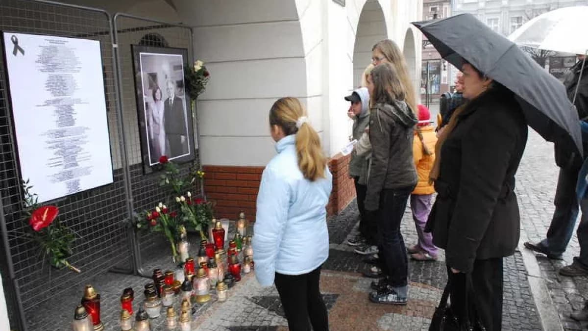 15 lat temu doszło do katastrofy w Smoleńsku. Dzisiaj msza św. w intencji ofiar w kościele św. Marcina w Jarocinie