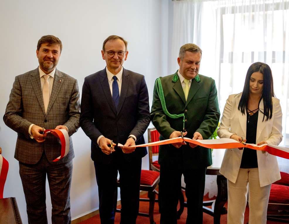 Kolejne biuro poselskie w Jarocinie. Dla mieszkańców i nie tylko czynne w każą środę [ZDJĘCIA]