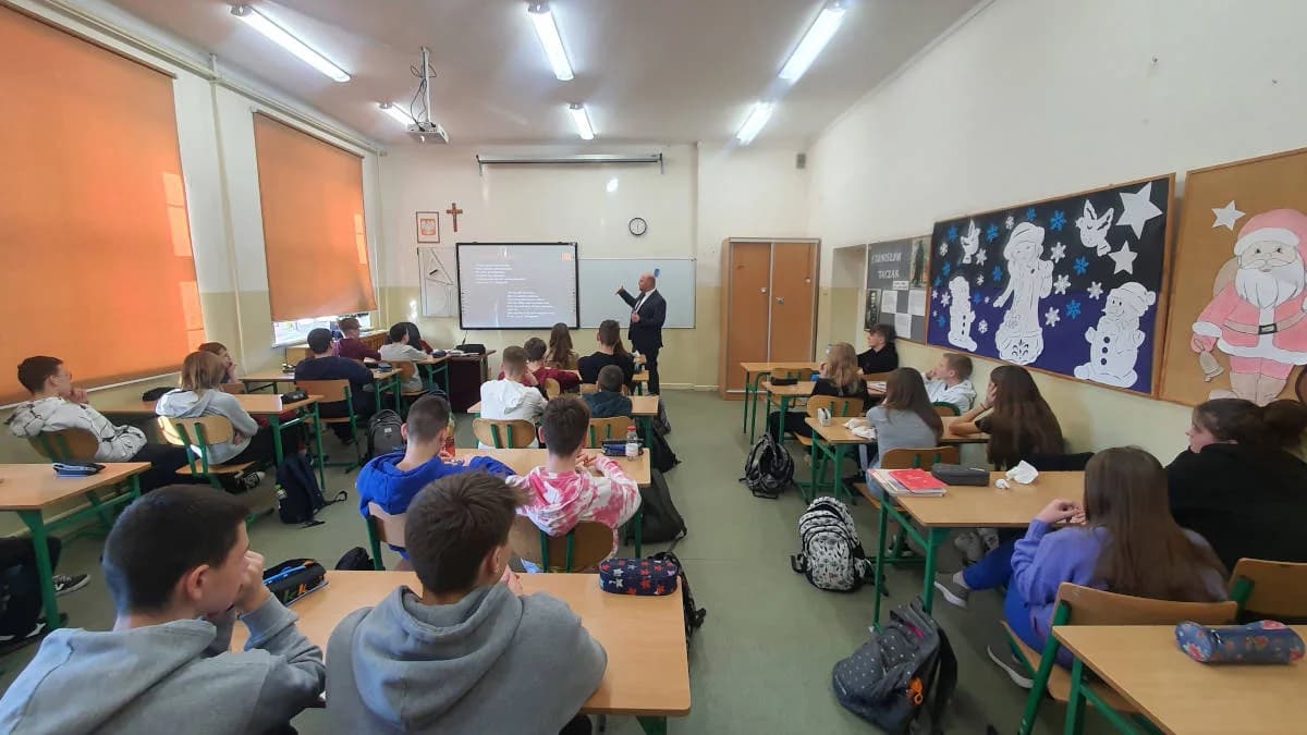W Zespole Szkół w Mieszkowie odbyły się wyjątkowe zajęcia. Dotyczyły terroryzmu