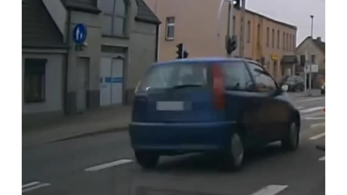 SROGA KARA dla kierowcy, który omal nie potrącił kobiety z dzieckiem na psach w Kotlinie. Policja ustaliła i ukarała sprawcę [WIDEO]