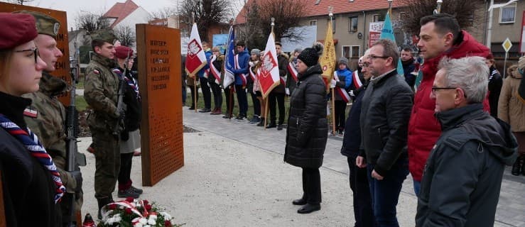 Dziś rocznica wyzwolenia Jarocina. Po raz pierwszy uczczono ją na Skwerze Pamięci