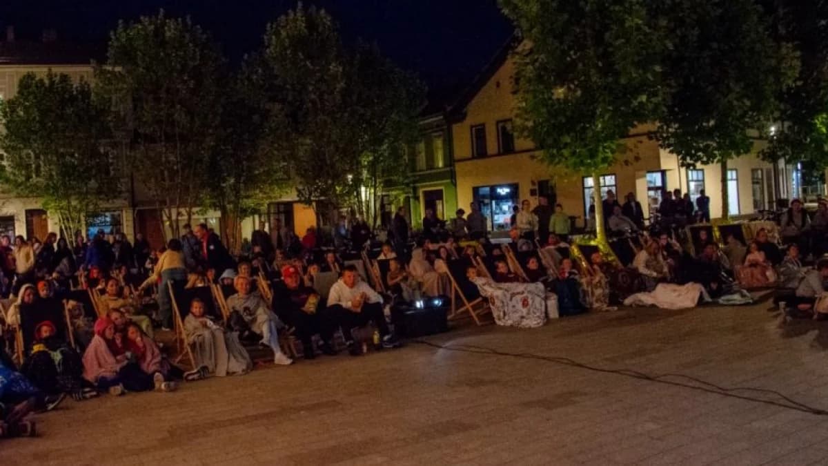 Lato w Jarocinie? Najlepiej z dobrym filmem pod gwiazdami!