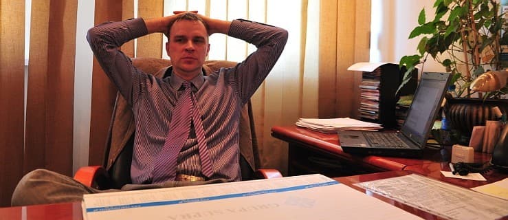 Powiat jarociński. Prawie 100 tysięcy dla odwołanego prezesa szpitala
