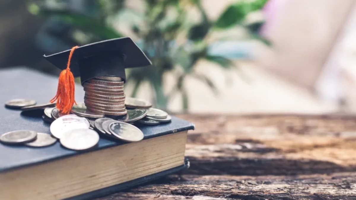 Czeki na 30 tysięcy na studia dostaną absolwenci naszych szkół średnich. Kto będzie tym szczęściarzem? [ZDJĘCIA]