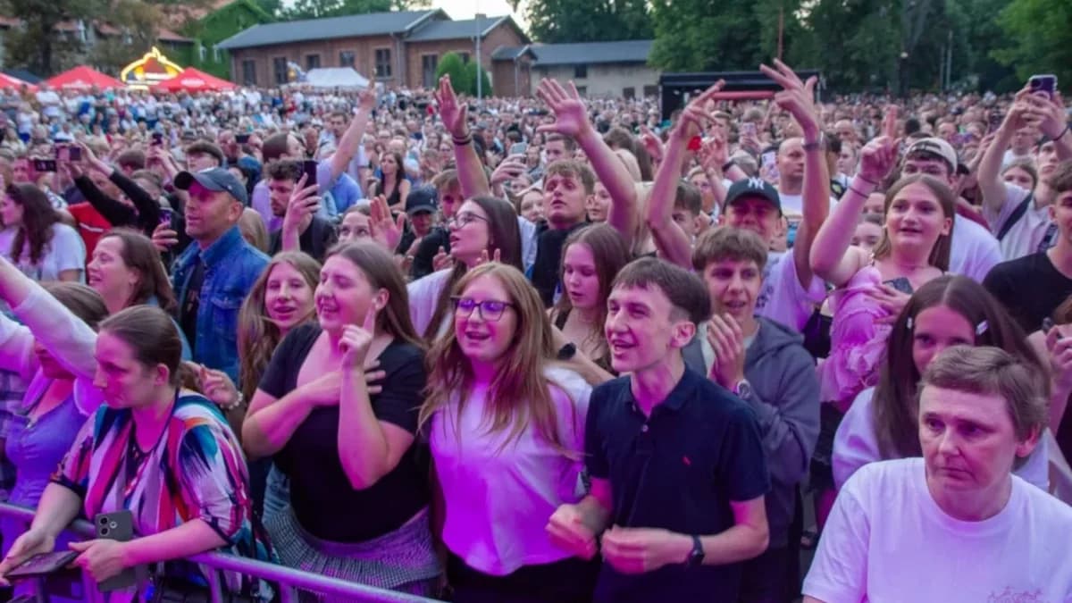 Tłumy na koncertach gwiazd podczas Dni Koźmina Wlkp. Tak się bawiliście [ZDJĘCIA]